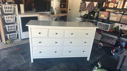 IKEA hemnes 8 Drawer Dresser