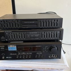 Stereo set Up With speakers 