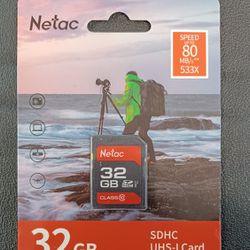 NEW 32 GB SDHC Card 