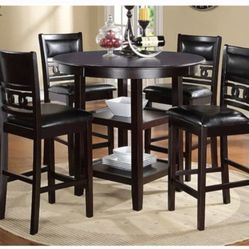 Dining Table & 4 Chairs