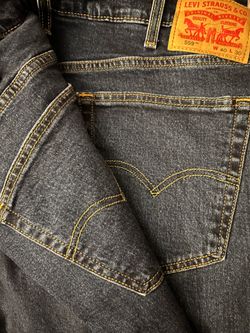 Levi’s denim pants, size 40 W x 30 L