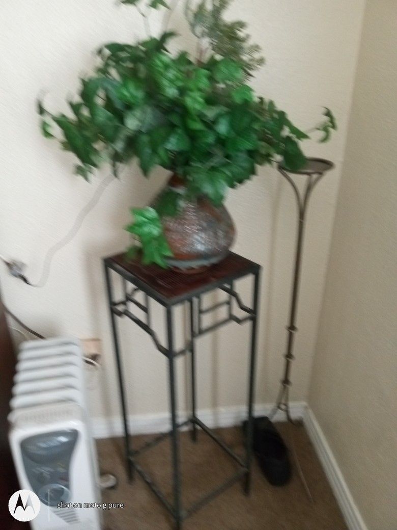 Fake Plant With Vase