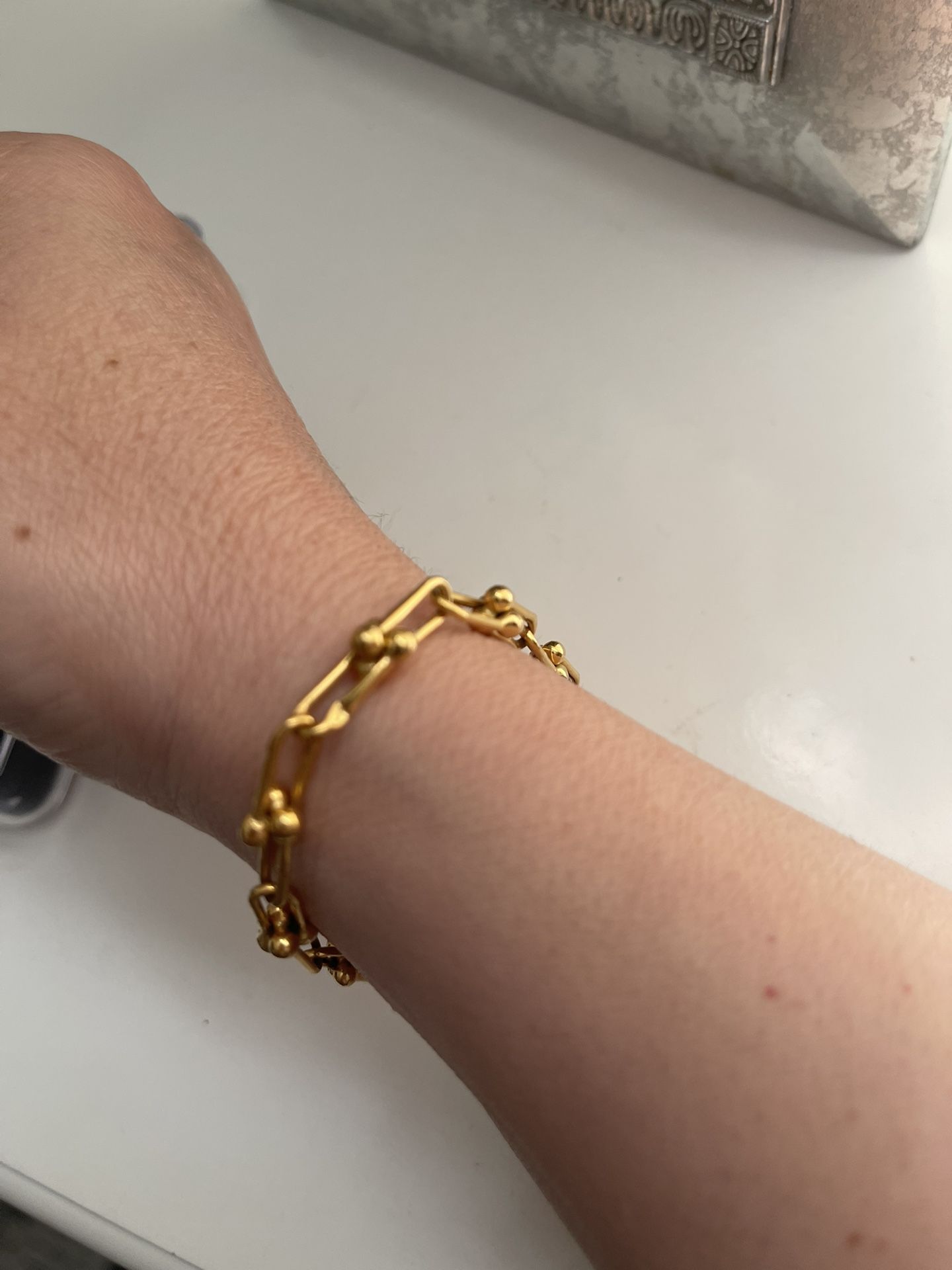 21k Women Bracelet Linked/chain 8.24 Grams Solid Gold