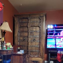 Stereo/Television  Cabinet 