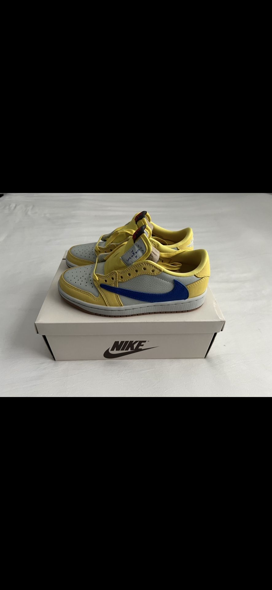 Jordan 1 Low Retro OG Travis Scott (Canary)
