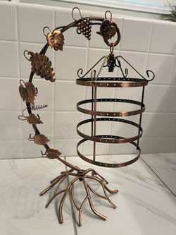 Jewelry stand