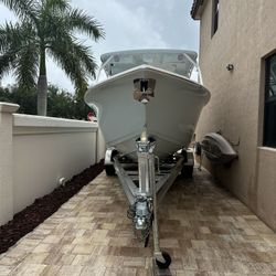 2025 SeaPro 240 240DC