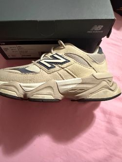 New Balance 9060 Kids Sneaker White Pink