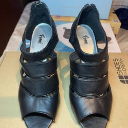 Black Fioni Heels