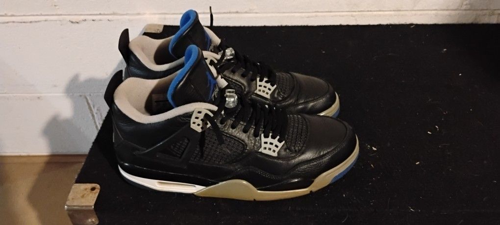 Jordan 4 Retro Alternate Motorsports