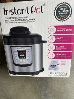 Instant pot kitchen appliance