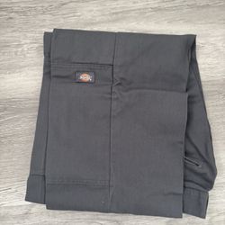Dickies Loose Fit