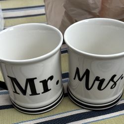 Set Of 2 Mr And  Mrs Coffee Mugs