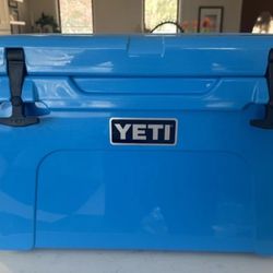 YETI Tundra 45 Cooler