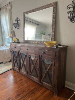 Buffet (from nadeau); separate mirror