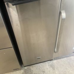 Ice Maker Maytag 