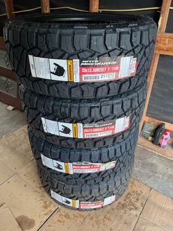 Nitto Ridge Grappler 33x12.50R22LT Tires