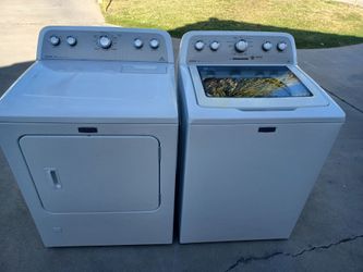 Maytag Washer and Gas Dryer Set