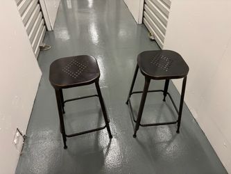 Set of 2 Industrial Metal Bar Stools