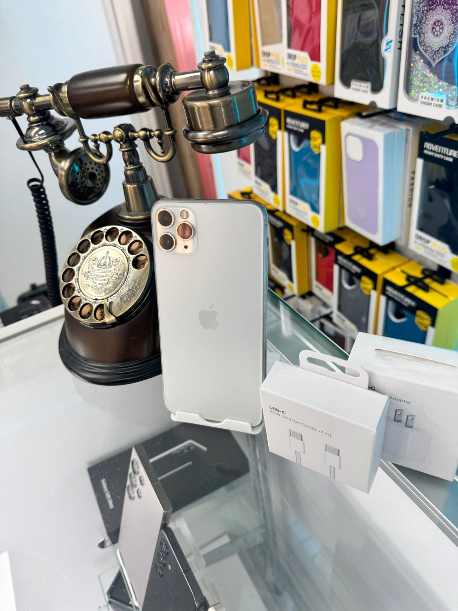 iPhone 11 Pro Max – Premium Quality, Unlocked & Affordable in Lakeland!