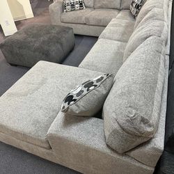 Ballinasloe Platinum Gray U Shaped Huge Sectional Sofa With Chaise 