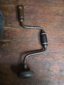 Hand drill
