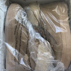 Cozy Women’s Boots From Aldo Size 9