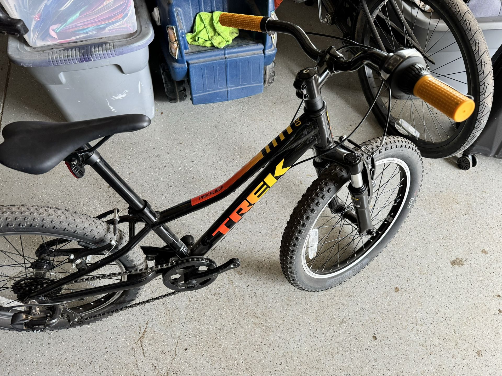 Boys Trek Precaliber Hardtail 20in Wheels