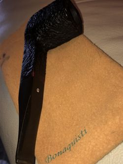 Paul Bonacquisti is an American pipe carver with an Italian approach to pipe making