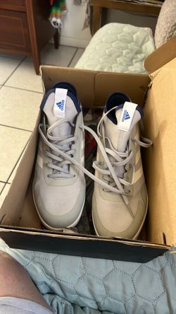 adidas soccer shoes size 8