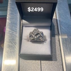 White Gold Dimond Ring
