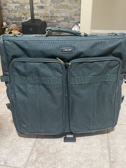Delsey garment travel bag