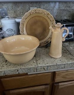Kitchen Set In Mustard Yellow Color. 