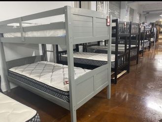 Bunk beds with mattress