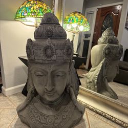 Buddha Head Statue 