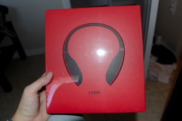 BLUETOOTH HEADPHONES