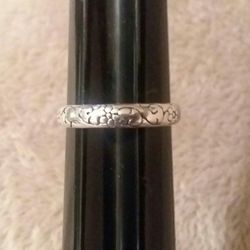Silver Flower Design Band Ring