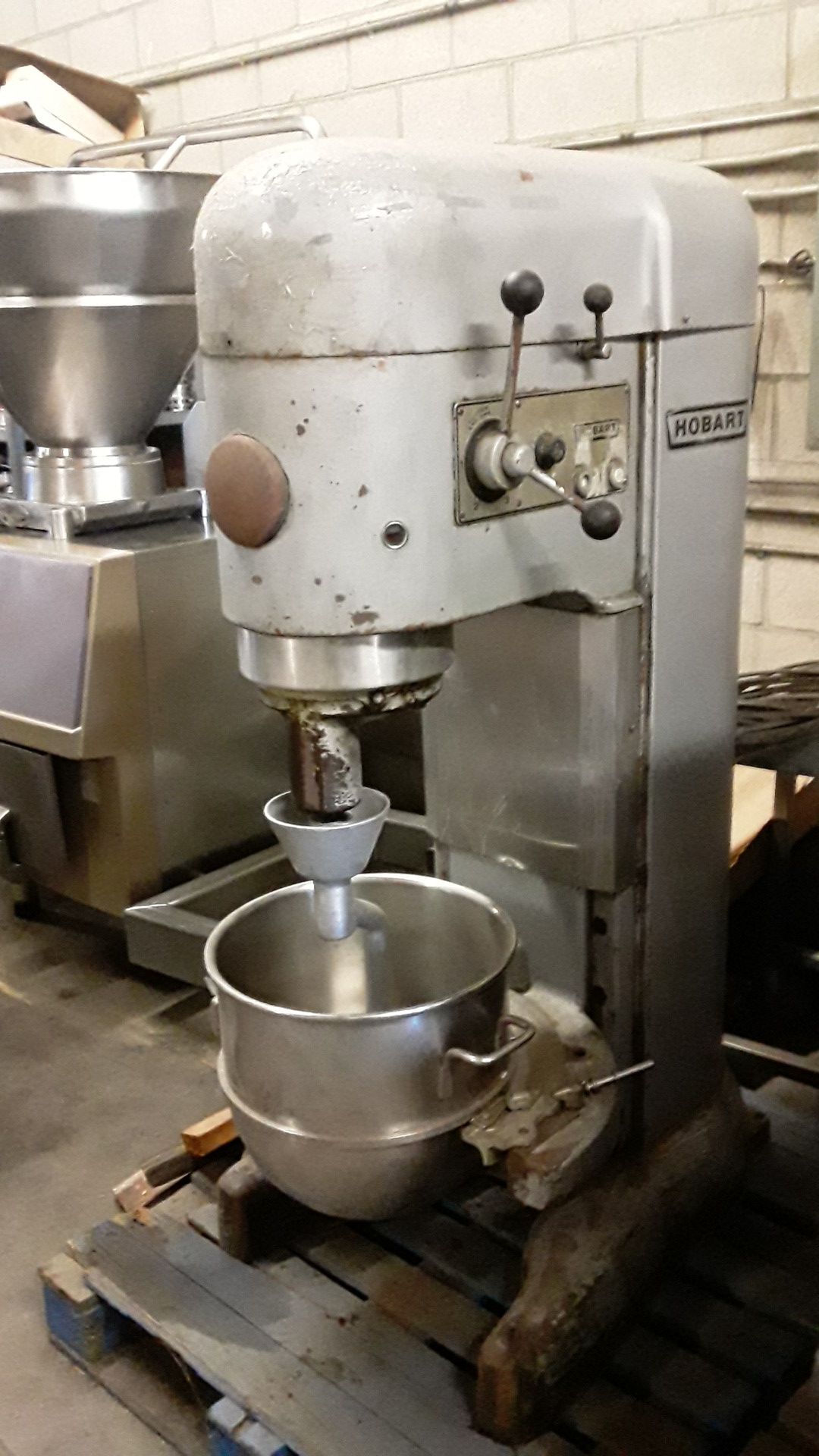 Hobart Mixer / Model M802 / Bakery Mixer / FTRM8022 / Commercial Food Processing Equipment