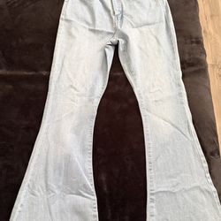 Bootcut/Flared Jeans