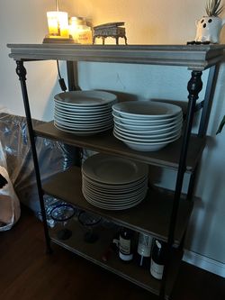 Home good shelf
