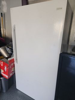 Deep Freezer Frigidaire