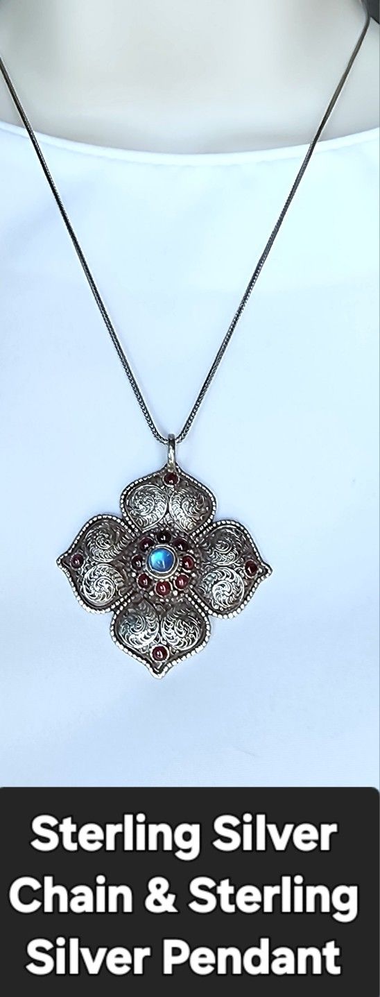 Sterling Silver Chain & Pendant