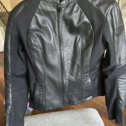 Bilt women’s Leather Motorcycle Jacket Size M