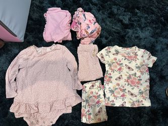 Posh Peanut girls outfits size 6-12 month 9-12 month  Read Description