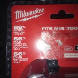 Milwaukee Battery 66% More Run Time 