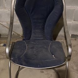 4 mid century modern Bassett chrome chairs need restoration & pads need cleaning 