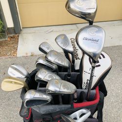 Cleveland HiBore RH Hybrid Iron Set 4-PW with Graphite Regular Flex  Golf Club Set