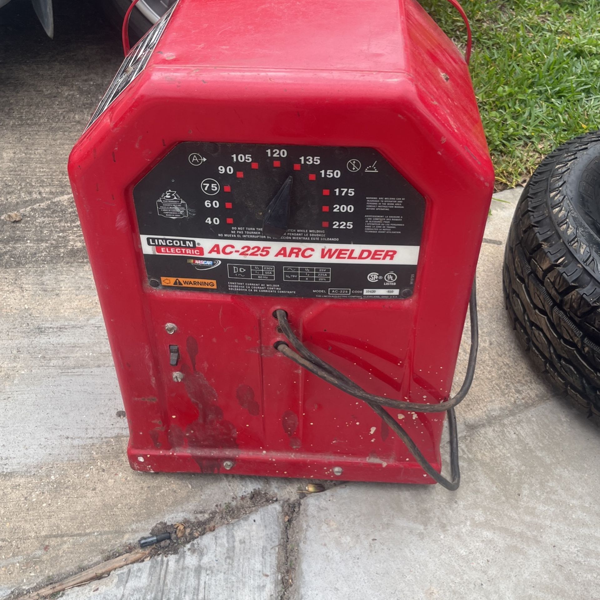 Lincoln Electric AC-225 ARC WELDER