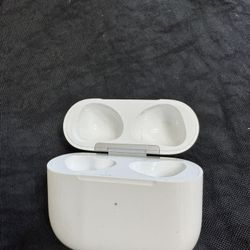 AirPods 3 with Wireless Charging Case Serial Number: R9KM195QND Purchased on September 1, 2023