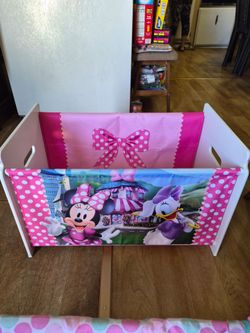 Se bende caja para guardar juguetes